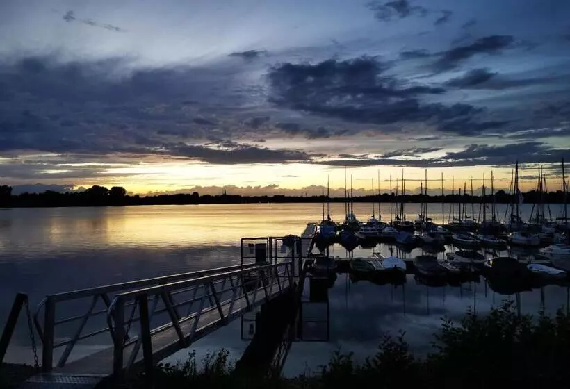 Ferienhaus Xantenamera In Xanten Wardt Am See