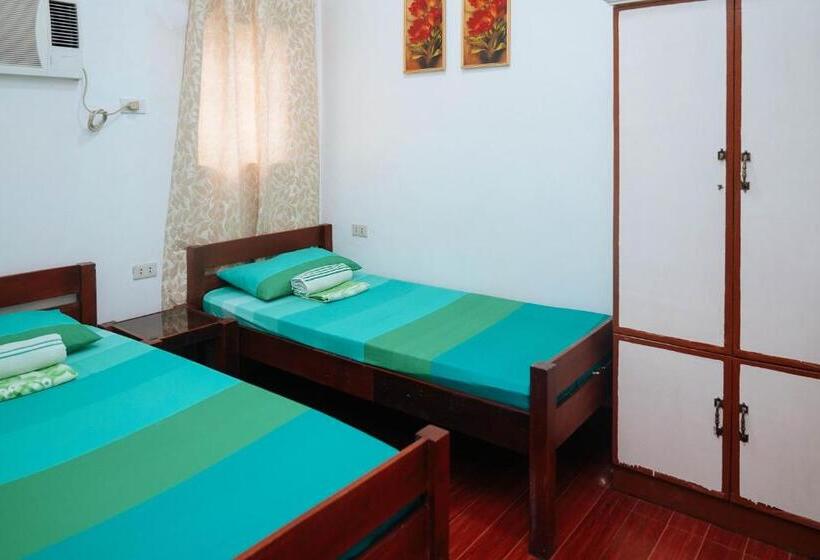 Hotel C Star Travellers Inn