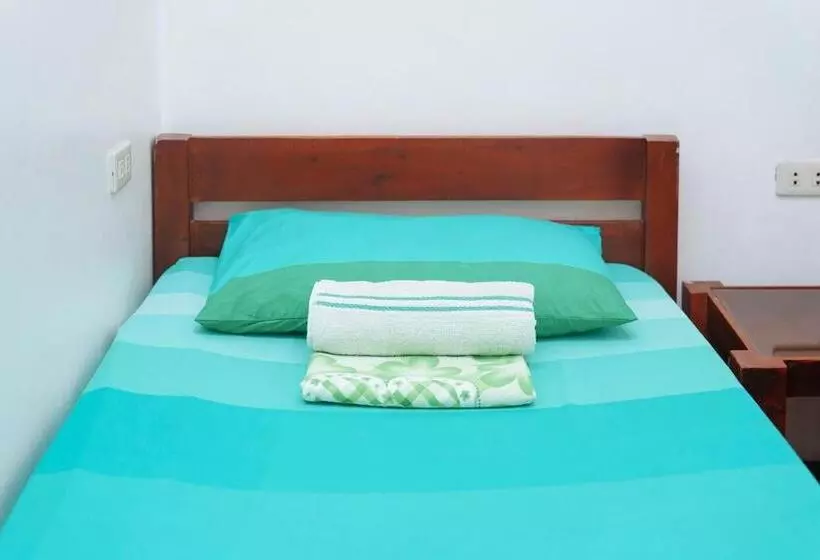 ホテル C Star Travellers Inn