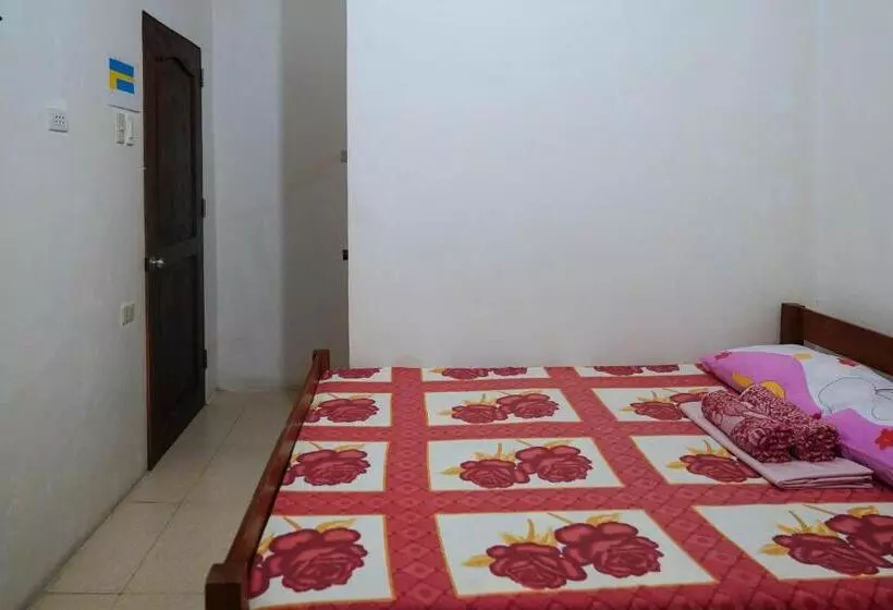 ホテル C Star Travellers Inn