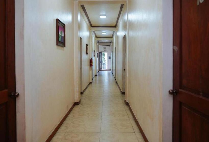 Hotel C Star Travellers Inn