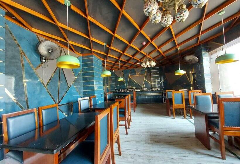 בית מלון כפרי Near Sea Beach Ananya