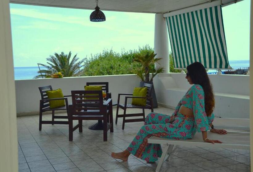 בית מלון כפרי Stromboli Suite Apartment With Terrace Volcano & Sea View