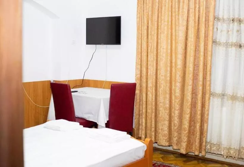 Majatalo Casa Zâna Bună