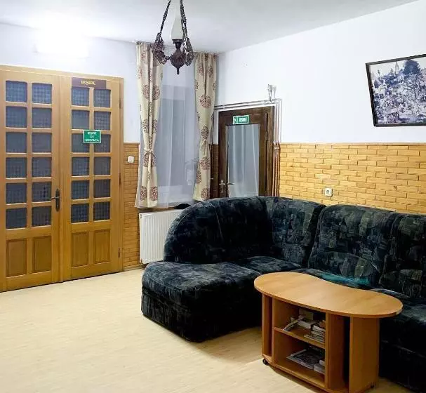 Majatalo Casa Zâna Bună