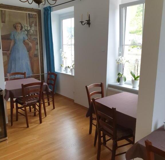 بنسيون Haus Burgfrieden Cochem