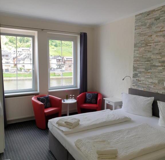 بنسيون Haus Burgfrieden Cochem