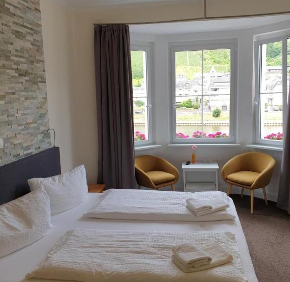 بنسيون Haus Burgfrieden Cochem