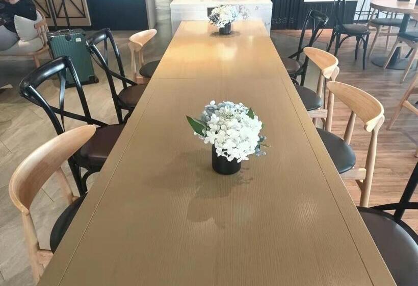 银座精宿酒店(济南莱芜旅发印象城凤城西大街店)