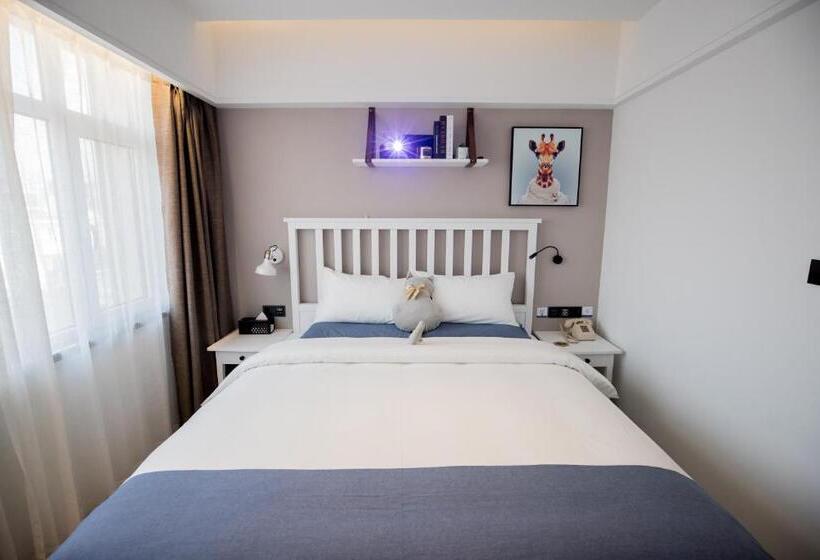 银座精宿酒店(济南莱芜旅发印象城凤城西大街店)