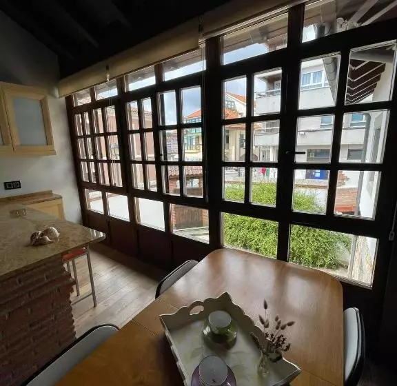 Apartamento Del S Xvi En El Casco Histórico De Luanco