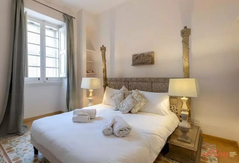 Stunning Holiday Home With Gorgeous Harbour Views