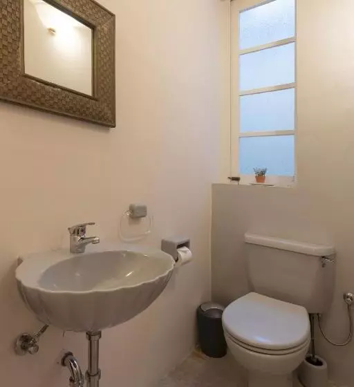 Stunning Holiday Home With Gorgeous Harbour Views