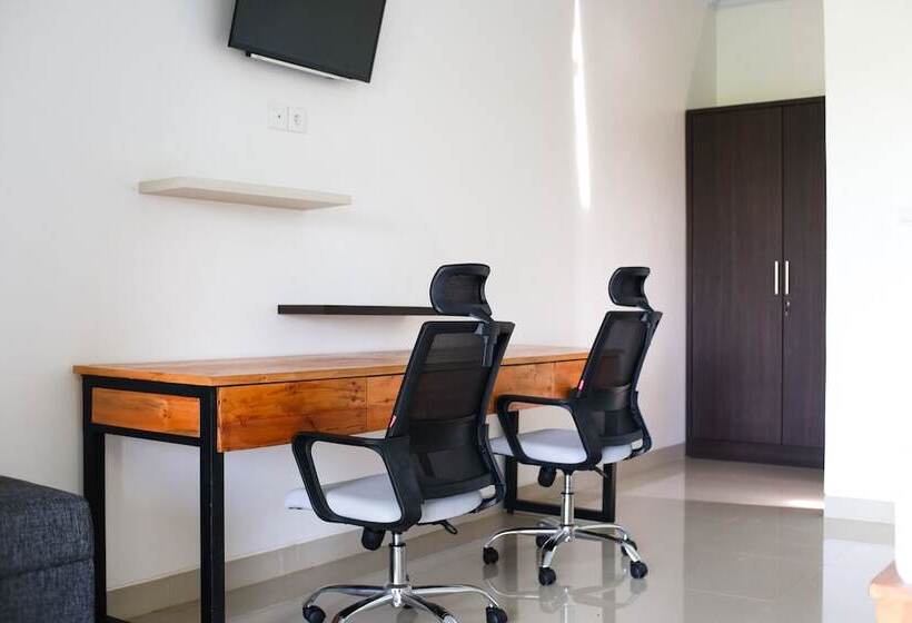 Fer Vio House Tumbak Bayuh