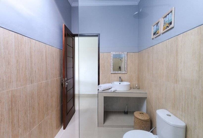 Fer Vio House Tumbak Bayuh