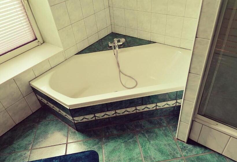 Fewo An Der Eider / Holiday Apartment On The Eider