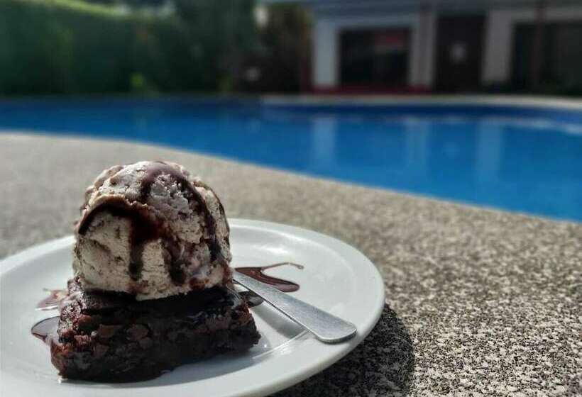 Miss Miriam Hotel Frente Al Mar