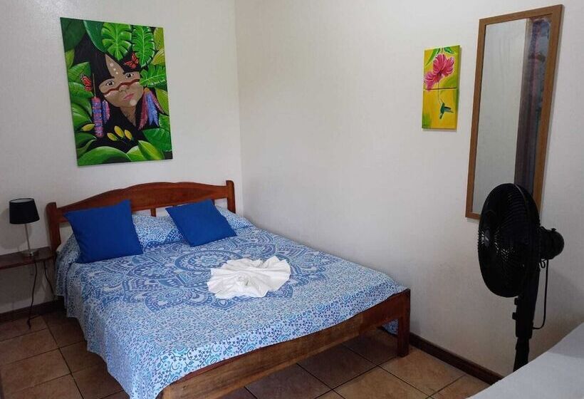 Miss Miriam Hotel Frente Al Mar