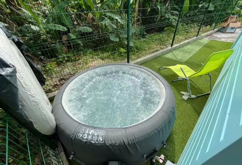 Bung Hello Village,petit Bungalow Confortable Avec Jacuzzi