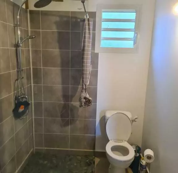 Bung Hello Village,petit Bungalow Confortable Avec Jacuzzi