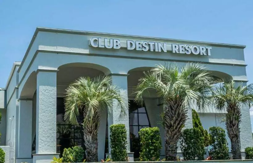 Club Destin Condos