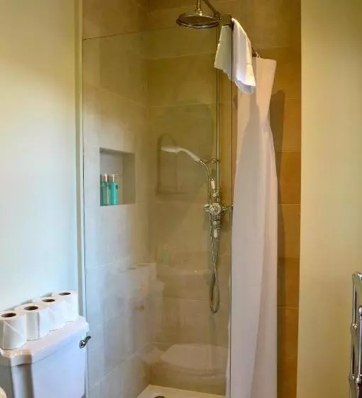 The Nest Hotel & Restaurant