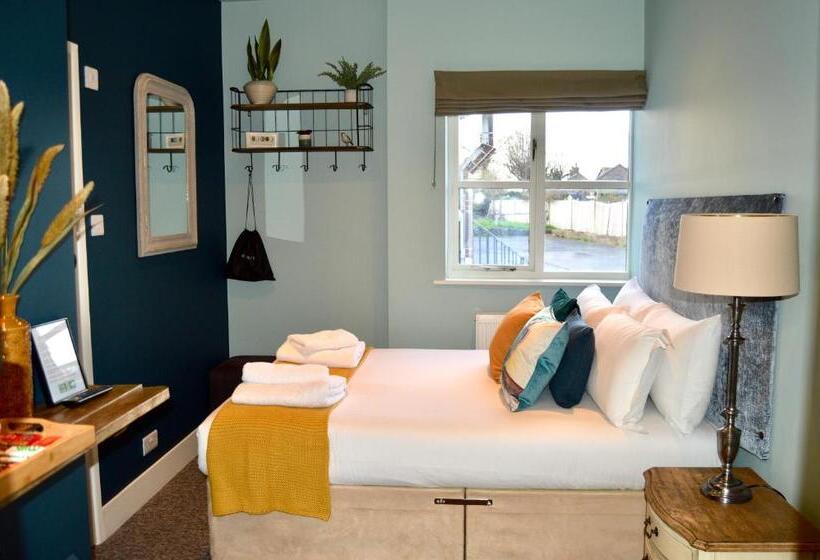 The Nest Hotel & Restaurant