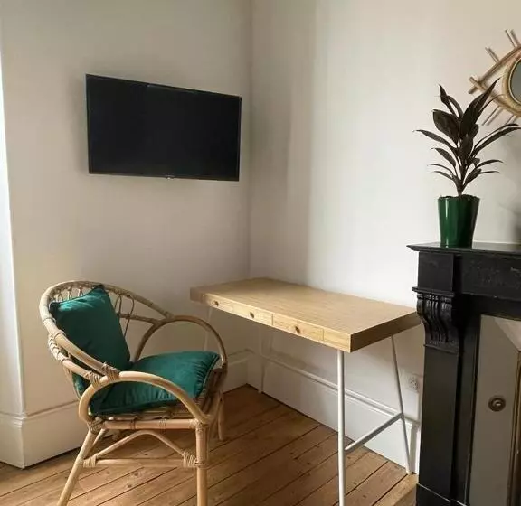 Le Gîte De Jean Thevenin, Avec Parking Gratuit