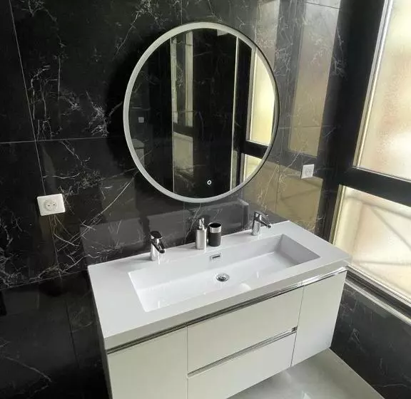 Le Gîte De Jean Thevenin, Avec Parking Gratuit