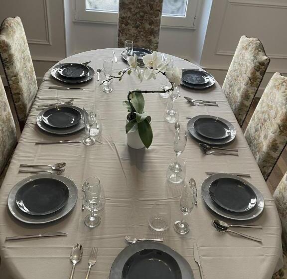 Le Gîte De Jean Thevenin, Avec Parking Gratuit