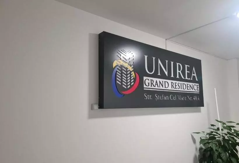 Mall Luxury Apartments