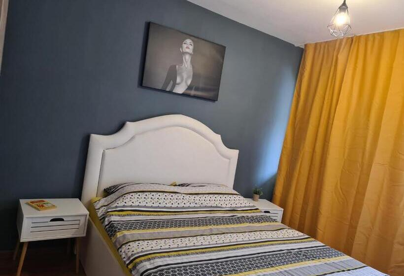 Mall Luxury Apartments