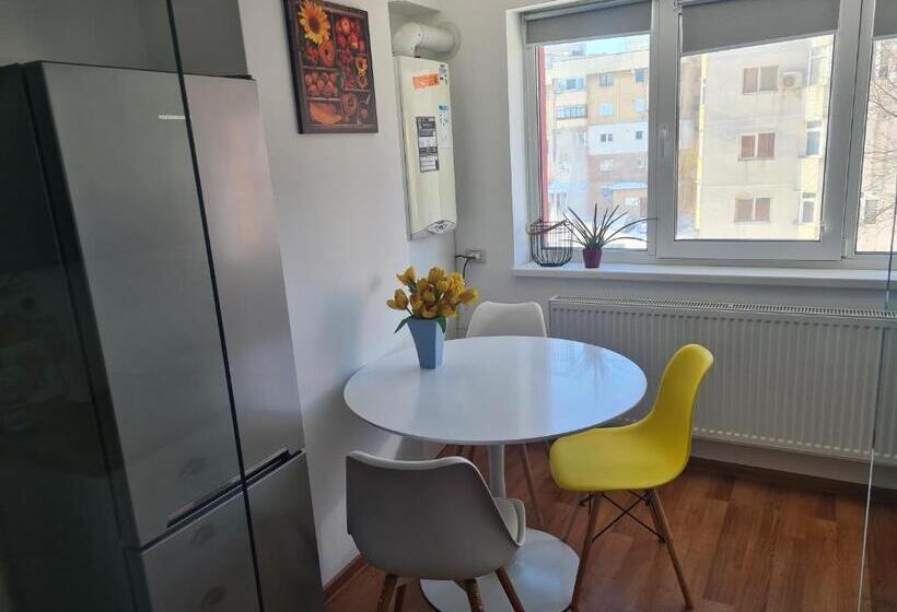 Mall Luxury Apartments