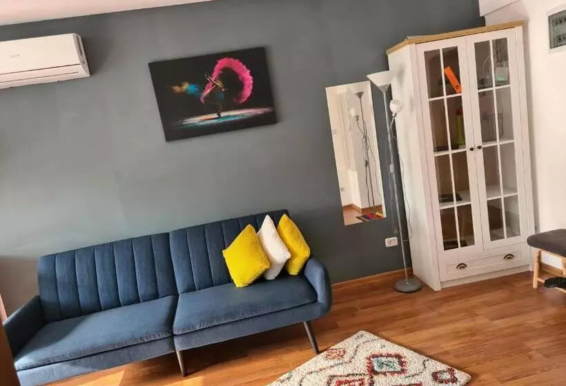 Mall Luxury Apartments