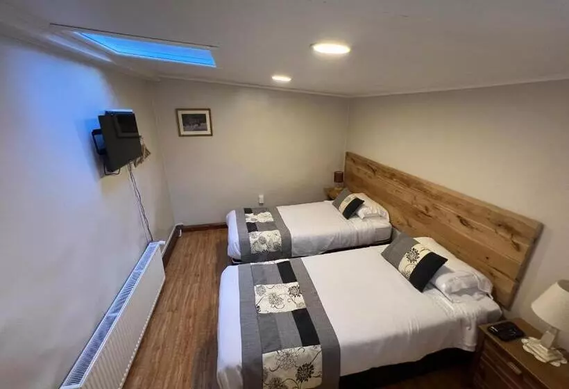 پانسیون Hostal Reymer Patagonia