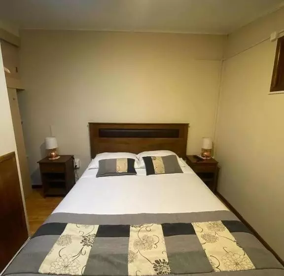 پانسیون Hostal Reymer Patagonia
