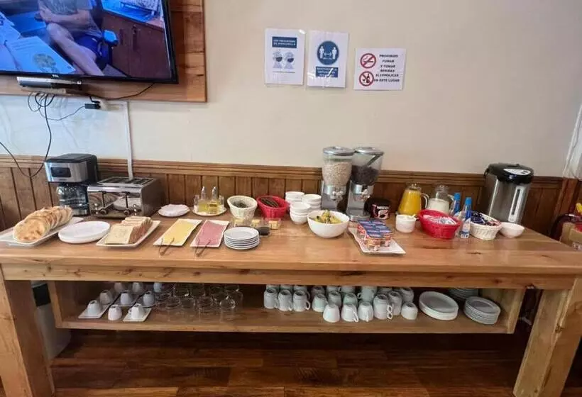 پانسیون Hostal Reymer Patagonia