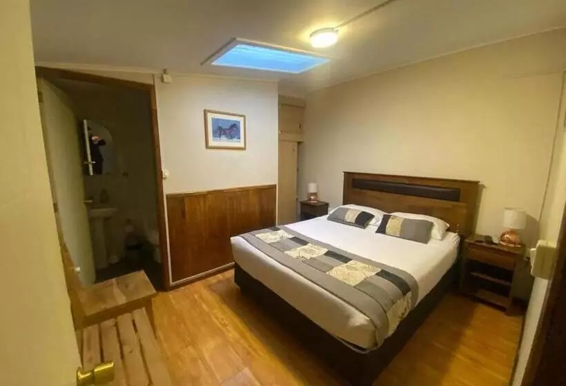 پانسیون Hostal Reymer Patagonia