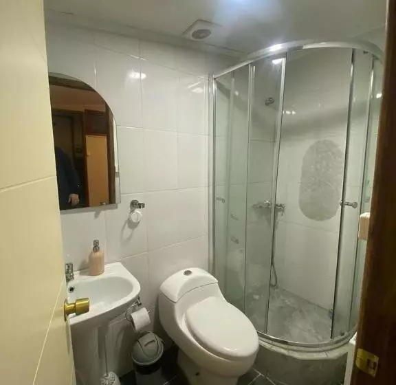 پانسیون Hostal Reymer Patagonia