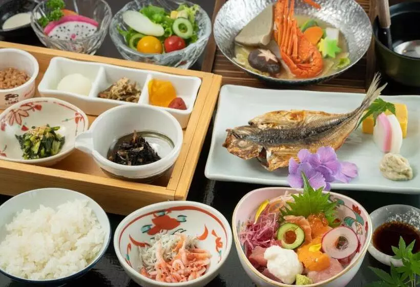 Lomakeskus 伊豆高原温泉ホテル 森の泉