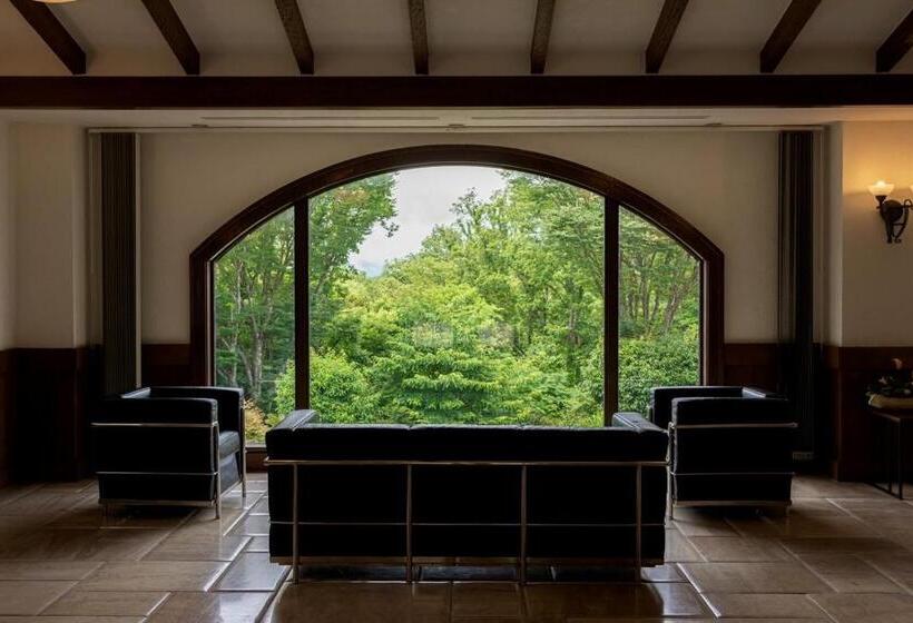 リゾートホテル 伊豆高原温泉ホテル 森の泉