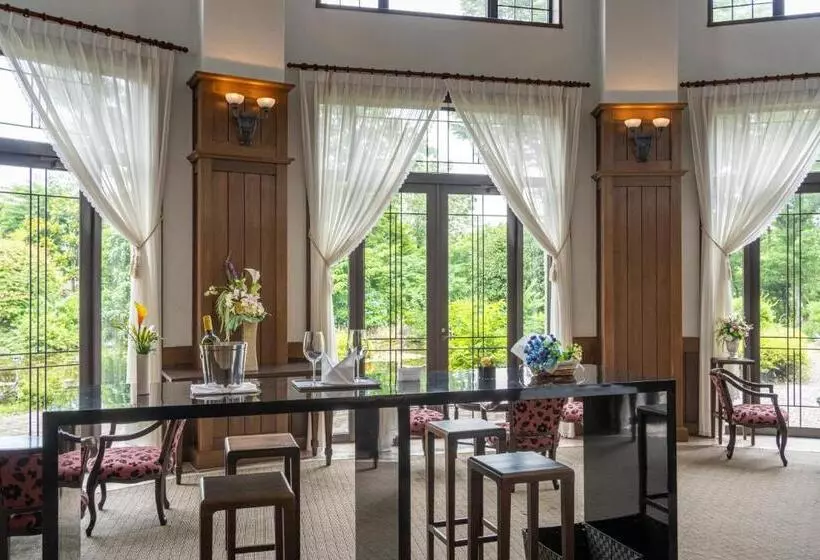 Lomakeskus 伊豆高原温泉ホテル 森の泉