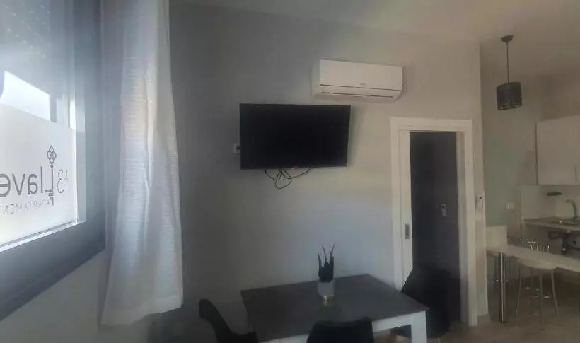 Apartamentos Las Trece Llaves Jacuzzi Bajo Reserva