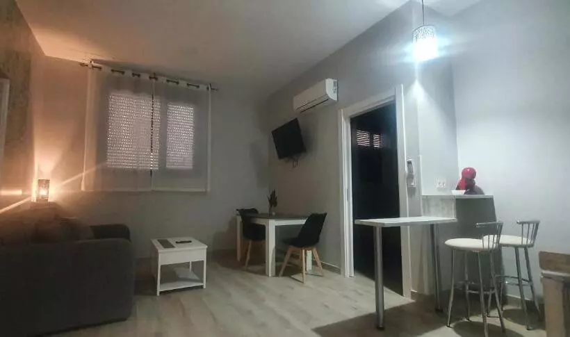 Apartamentos Las Trece Llaves Jacuzzi Bajo Reserva