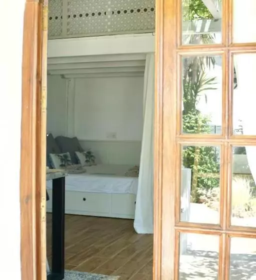 Aamiaismajoitus (B&B) Finca Mil Estrellas