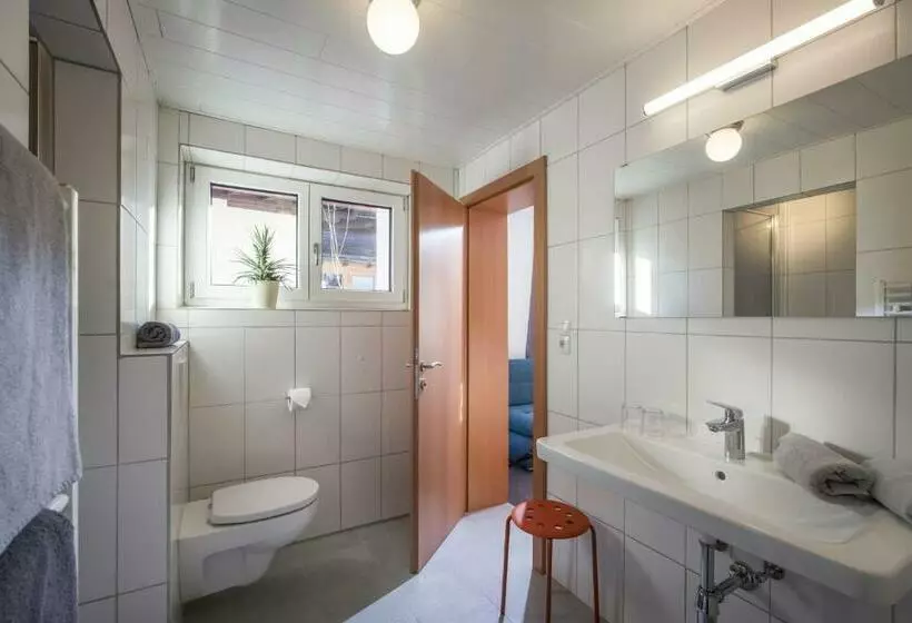 تختخواب و صبحانه Frühstückspension Sport Mayr