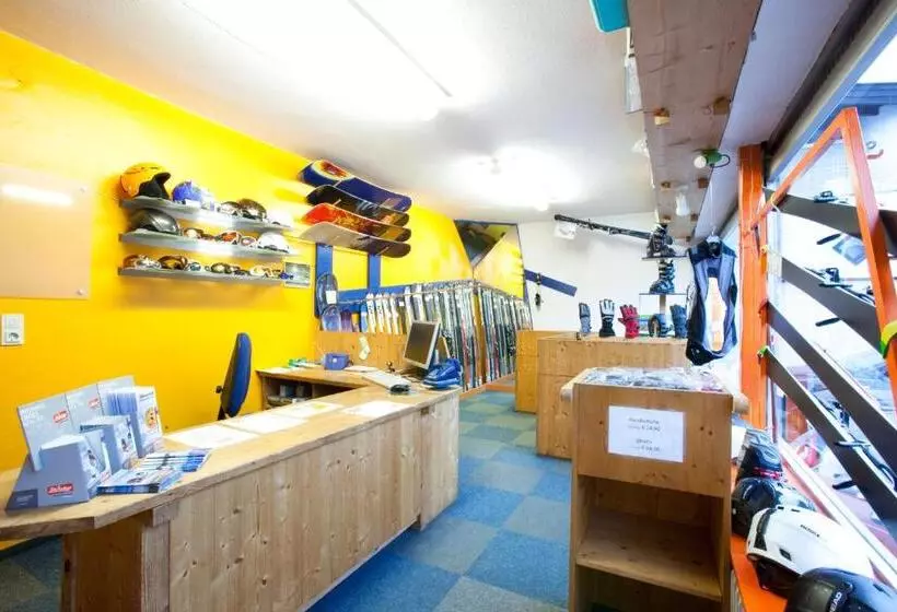 تختخواب و صبحانه Frühstückspension Sport Mayr