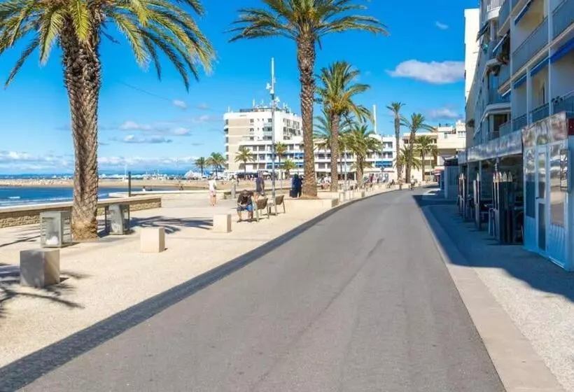 Duplex Centre Ville   50m De La Plage   Clim   Garage   Netflix