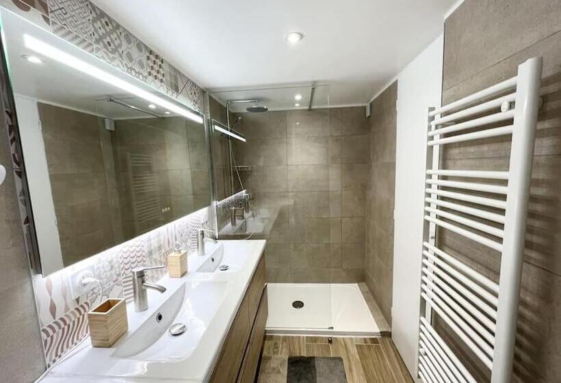 Duplex Centre Ville   50m De La Plage   Clim   Garage   Netflix