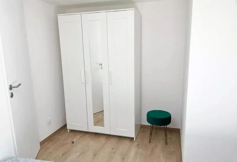 Duplex Centre Ville   50m De La Plage   Clim   Garage   Netflix